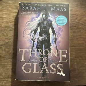 Throne of Glass by Sarah J. Maas